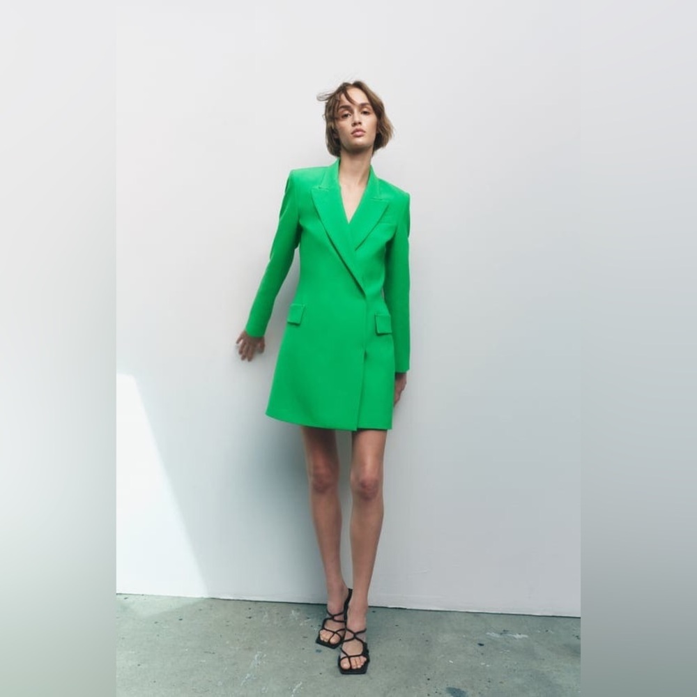 ZARA DOUBLE BREASTED BLAZER DRESS. SIZE XS